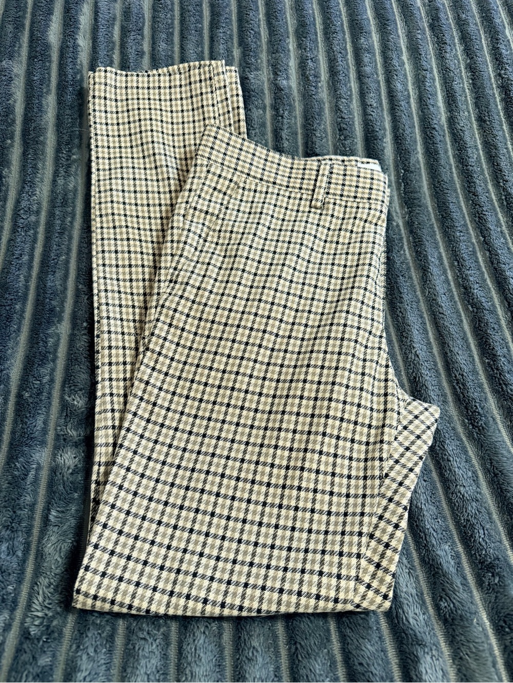 Topman Men's Plaid Dress Pants in Cream and Black Check 30 x 30